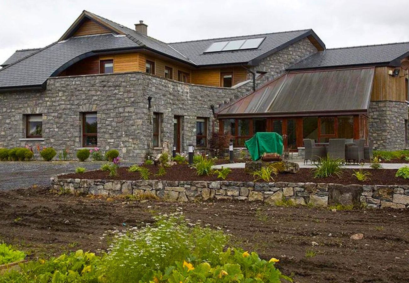 House in Oughterard - Birchall Lodge, Luxurious house on the western sho