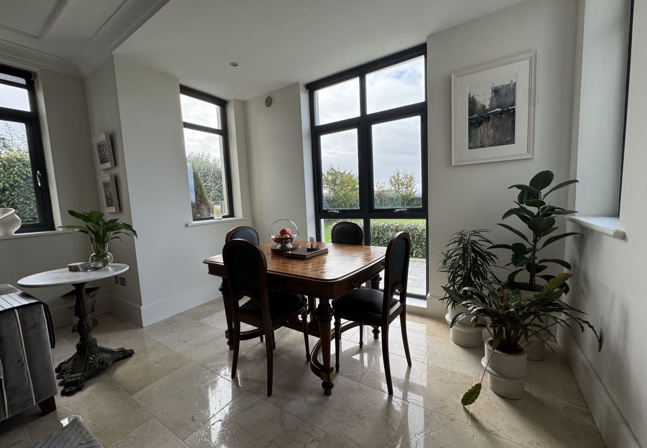 House in Oranmore - Luxurious Seaview Holiday Home